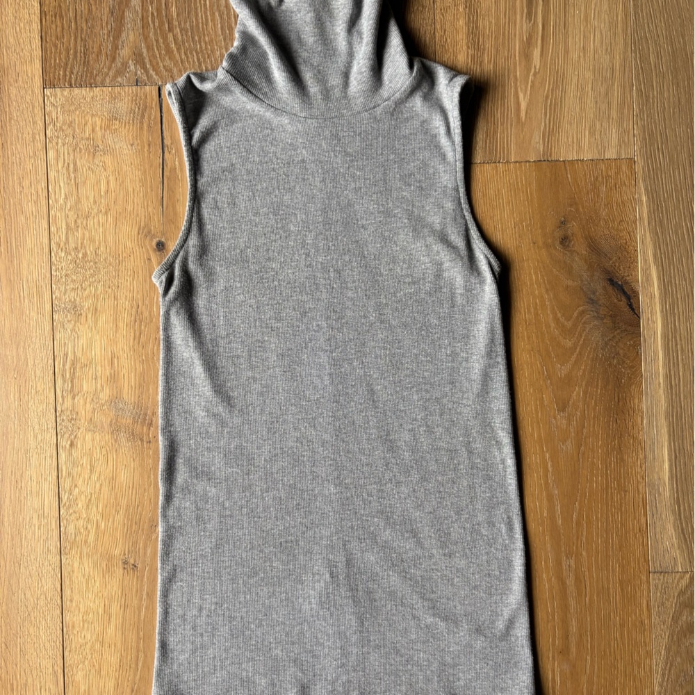 Michael Stars Heather Gray Sleeveless Turtleneck